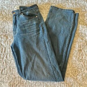 Djerf Avenue Straight Jeans in Mid Blue